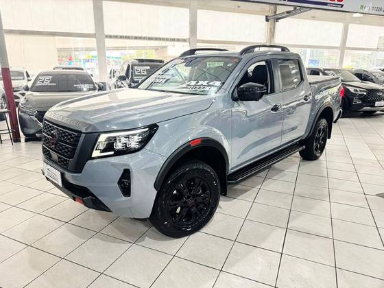 NISSAN FRONTIER 2.3 16V TURBO DIESEL PRO4X CD 4X4 AUTOMÁTICO